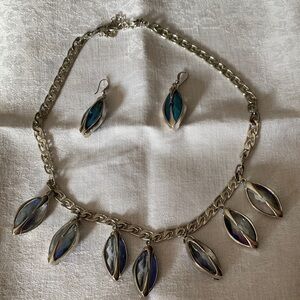 Elegant Silver and Blue Necklace Set